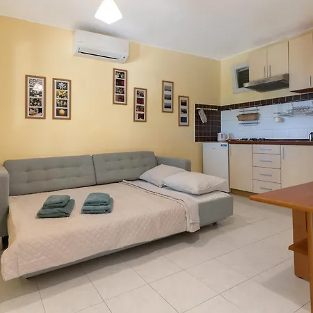House With Amazing View And Bbq- Uvala Stivasnica Apartamento Ražanj