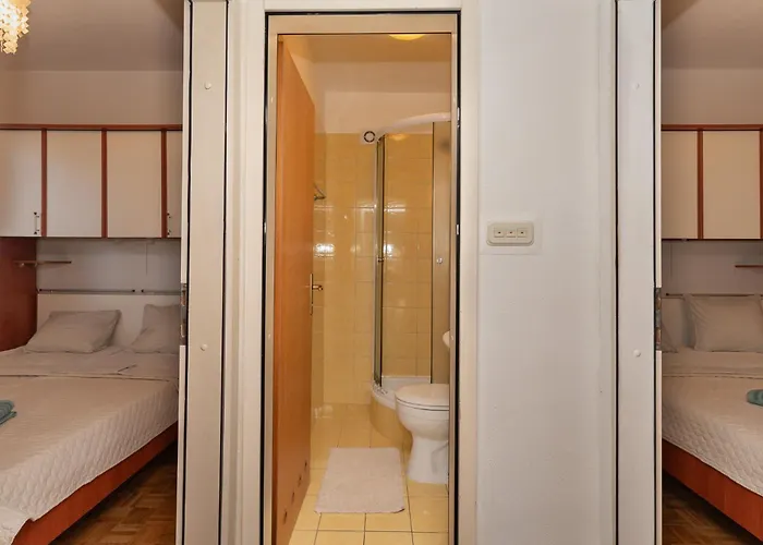 Lejlighed House With Amazing View And Bbq- Uvala Stivasnica Ražanj