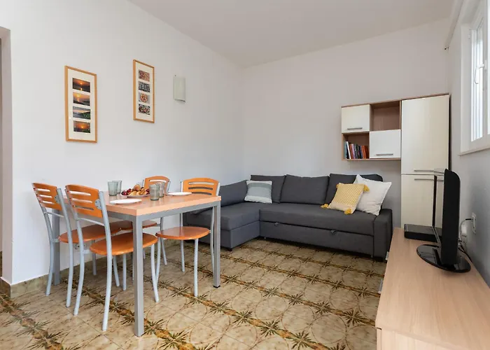 House With Amazing View And Bbq- Uvala Stivasnica Ražanj